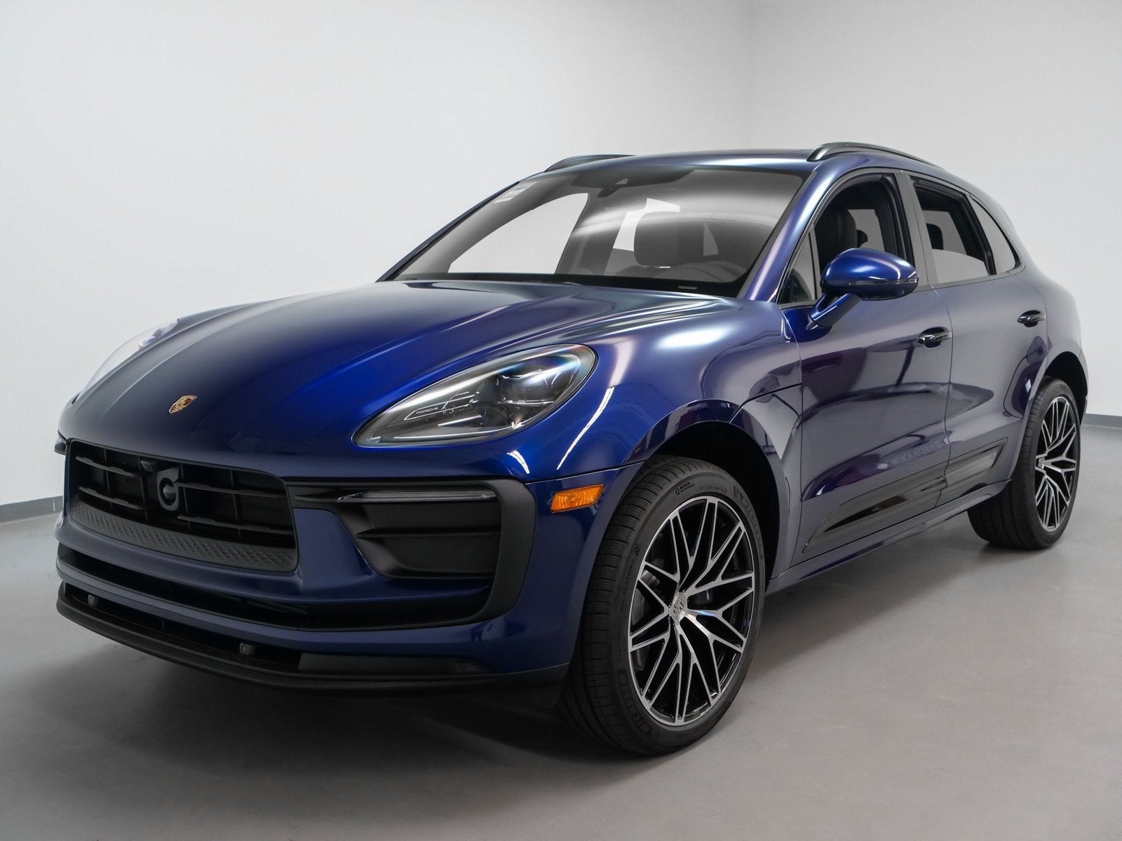 Certified 2024 Porsche Macan Base with VIN WP1AA2A50RLB04800 for sale in Saint Louis, MO