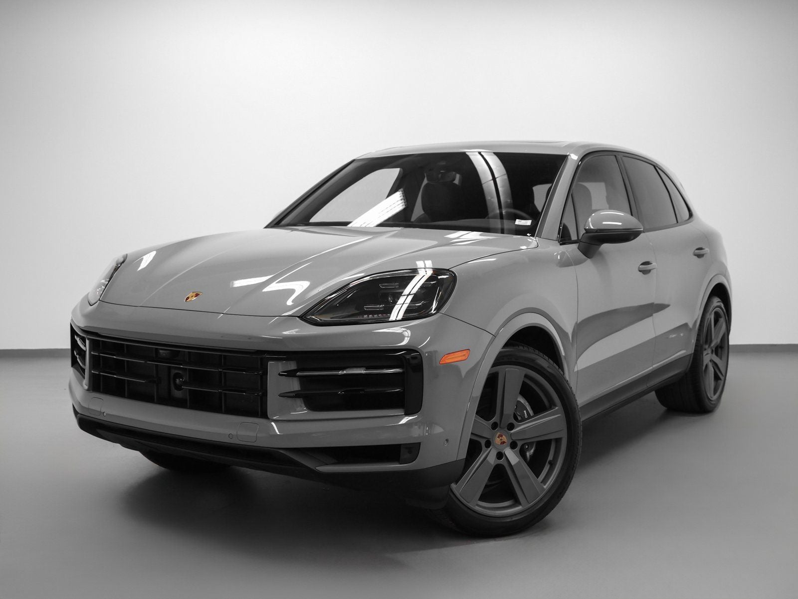 2025 Porsche Cayenne Cayenne in Arctic Grey — front three-quarter view